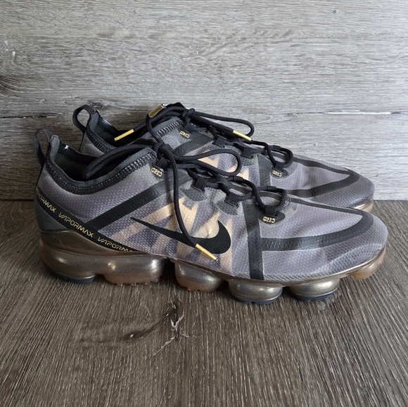 Nike Air Vapormax 2019 Black Metallic Gold Sneakers AR6631-002 Men's Size 13